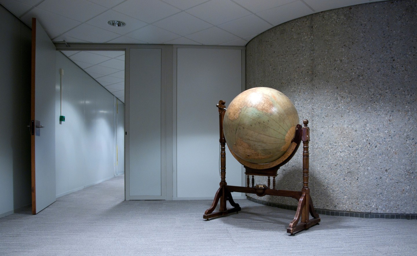 Dutch Ministry of Foreign Affairs Globe