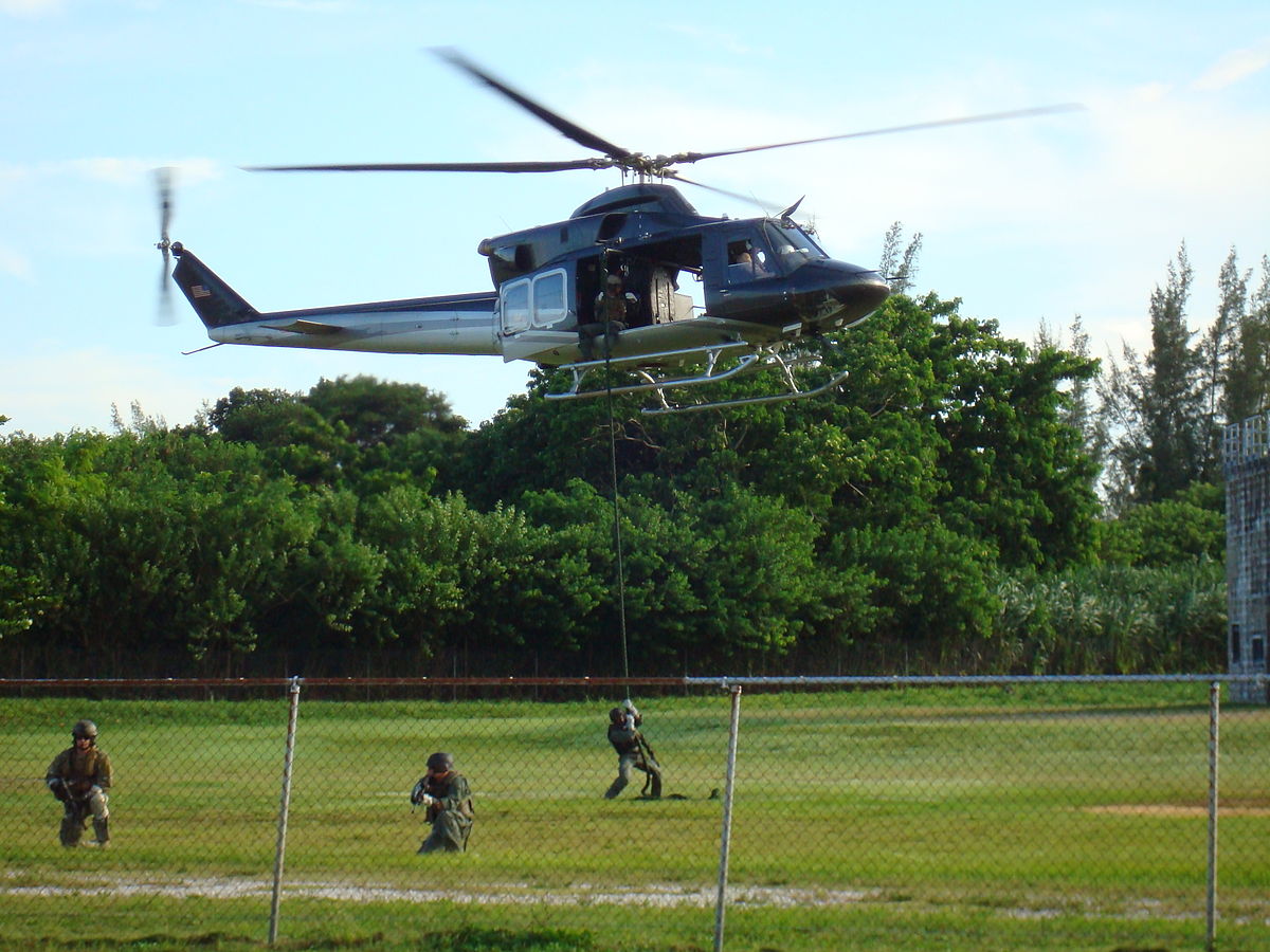 DEA FAST practice insertion via rope.